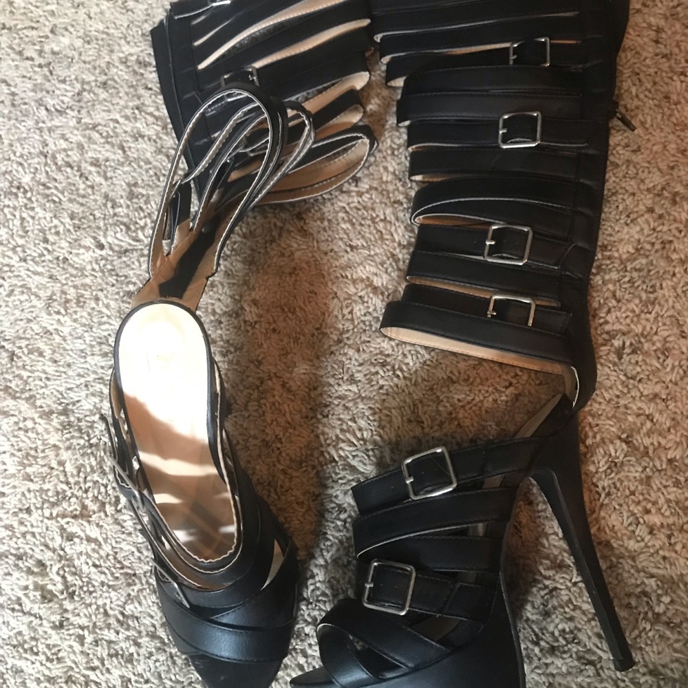 Women’s Yoki Calf heels